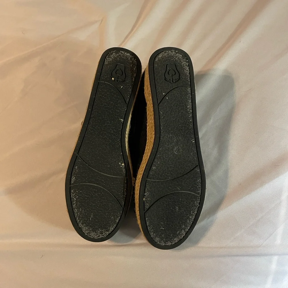 BOBS Skechers Black Canvas Arch Memory Foam Slip-On Shoes 6.5 Ladies Weave Heel - Picture 5 of 7